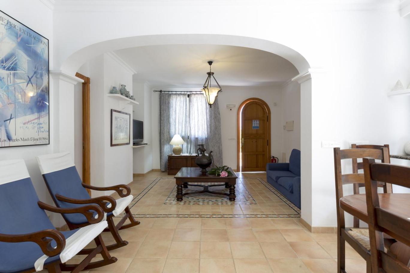 Villa With Private Mountain Ideal Runners Trailers Near Beach Approx 5 Min Walking Beach,Property Belong Puerto Pollensa Villas And Apartments المظهر الخارجي الصورة